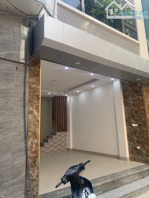 PHÂN LÔ LÔ GÓC 5 TẦNG THANG MÁY - Ô TÔ TRÁNH Ô TÔ ĐỖ CỬA SÁT CHỢ KHU VỰC TẤP NẬP DÂN TRÍ - 1