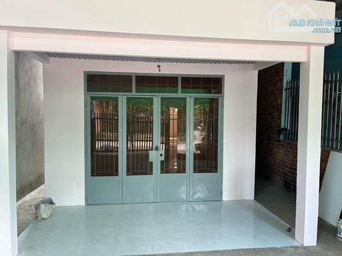 Bán nhà Tây Ninh Thị Xã Hòa Thành hẻm 53 Phạm Hùng gần ngay chợ Long Hoa (90m2) 1 tỷ - 3