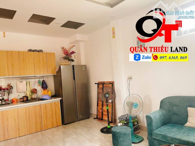 CẦN CHO THUÊ NHÀ ĐẸP 3 TẦNG KQH BÀU VÁ, TP HUẾ