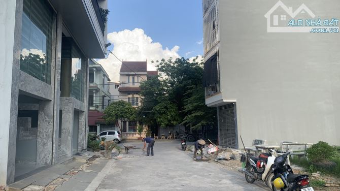 Bán 61.2 m2 đất dịch vụ Thăng Long 9, Lai Xá, Hoài Đức.
