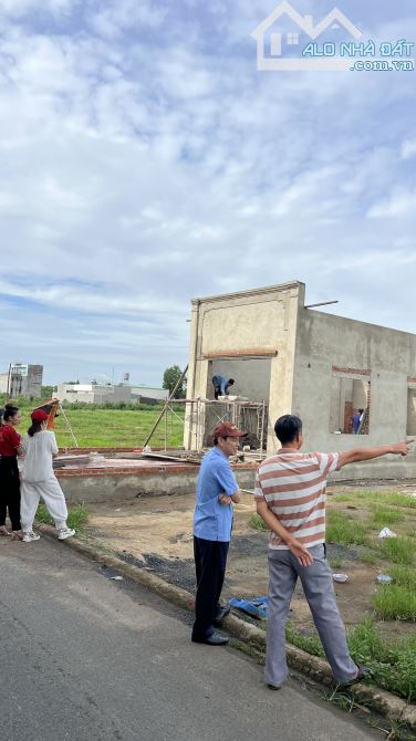Bán đất giá rẻ thổ cư sổ riêng ở khu công nghiệp giang điền - 1
