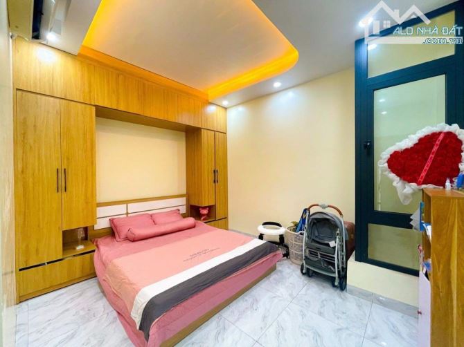 Siêu phẩm mặt đường Trung Lực 60m2 nhiều tầng có thang máy - 2