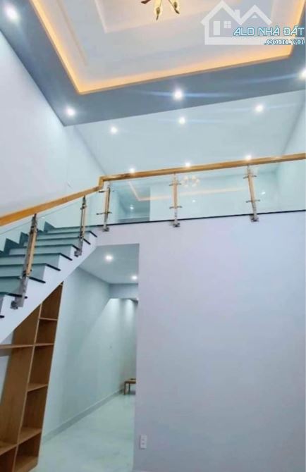 KẸT TIỀN CẦN BÁN GẤP CĂN NHÀ 125m2, Sổ Hồng Riêng Đ.Nguyễn Thị Lắng, 610TR Còn TL - 2