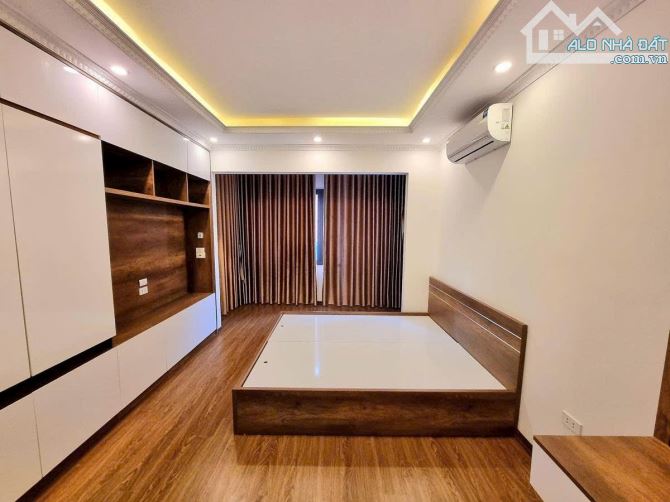 💥NGÕ QUỲNH - HAI BÀ TRƯNG nhà 5 tầng 31m² mặt tiền 4m rất đẹp Nhà - 2