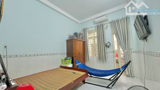 🏠 Bán Nhà 2 Lầu DT 180m2 SHR Hoàn Công Gần Ngã Tư Tân Phong Chỉ 8,5 TỶ - 3