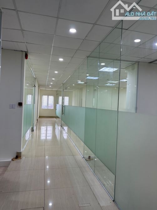 126 TỶ- BÁN TOÀ NHÀ 3 LẦU (17.5x44) DT SÀN 1500M2 MT QL13, p. hiệp bình phước ,tp.thủ đức - 8