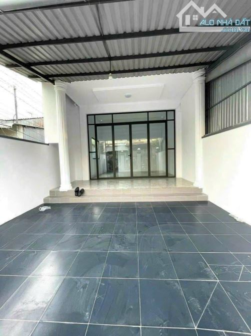 NHÀ SIÊU NGỘP cần bán ở  BÀ ĐIỂM-HÓC MÔN (100m2). Giá 720 triệu,BAO PHÁP LÝ