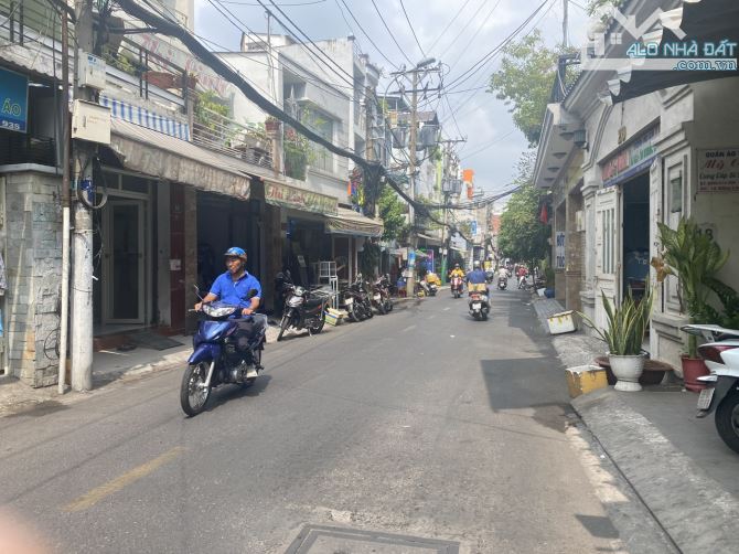 Giảm sốc nhà 2 mặt thoáng Tân Hòa Đông, 31m2, 2 tầng BTCT 2PN xe hơi tới tận cửa