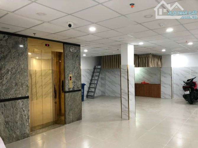 Bán CHDV ( 20 phòng) mặt tiền Nguyễn Thái Học Q.Tân Phú, 102m2, 6 tầng, giá 18,5 tỷ TL