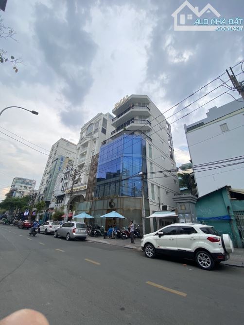 Thanh lý tòa nhà VP 2 mặt tiền Nguyễn Thị Minh Khai Q1, DTSD: 1000m2. Giá chỉ 82 tỷ