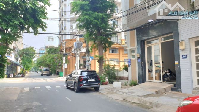 Bán Nhà Mặt Tiền Cư Xá Ngân Hàng, Quận 7, 254m2, Ngang 13.6m, Giá Chỉ 38 Tỷ - 1