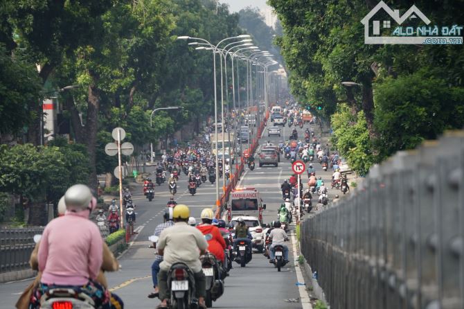 Bán nhà mặt tiền Ngô Quyền kinh doanh đa ngành 4 lầu 61m2 gần Vạn Hạnh Mall chỉ 10 tỷ.