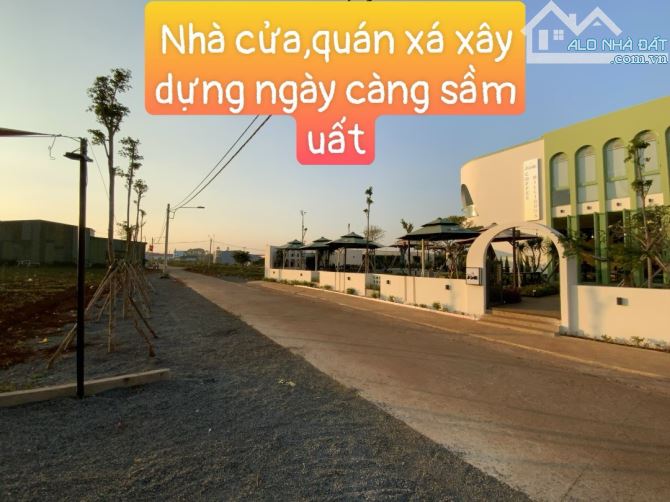 Đã có sổ đỏ - 05 lô đất đấu giá đẹp nhất trung tâm hành chính huyện - 5 triệu/m2 - 1