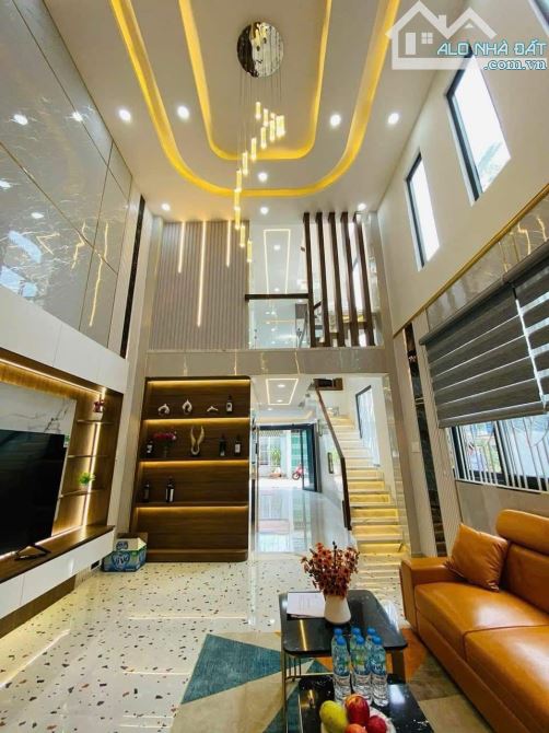 Bán gấp căn nhà Đất Thánh Q3 72m2/SHR, đường oto 6m, giá chỉ 7tỷ 6 - 2