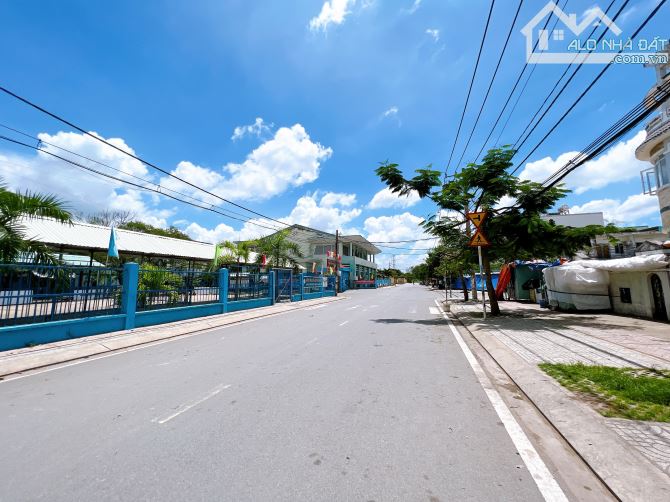Bán đất mặt tiền đường Lê Thị Tám, xã Nhơn Đức, Nhà bè. dt:5x20=100m2.MT. - 1