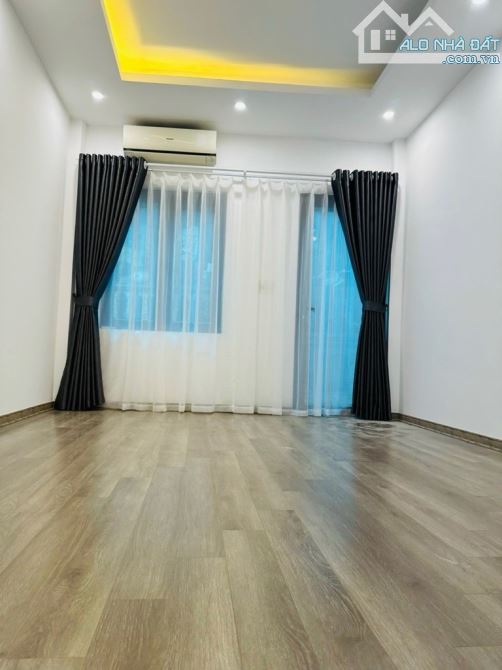 Bán nhà Minh Khai 30m2 5T – Tặng nội thất – Hàng xóm Times city - 3