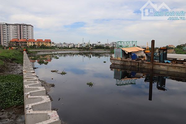 Mặt tiền Kênh Tham Lương , dự án Vàng KDC Tân Tiến 5x18 Nở Hậu chữ L giá 8.8 tỷ - 3