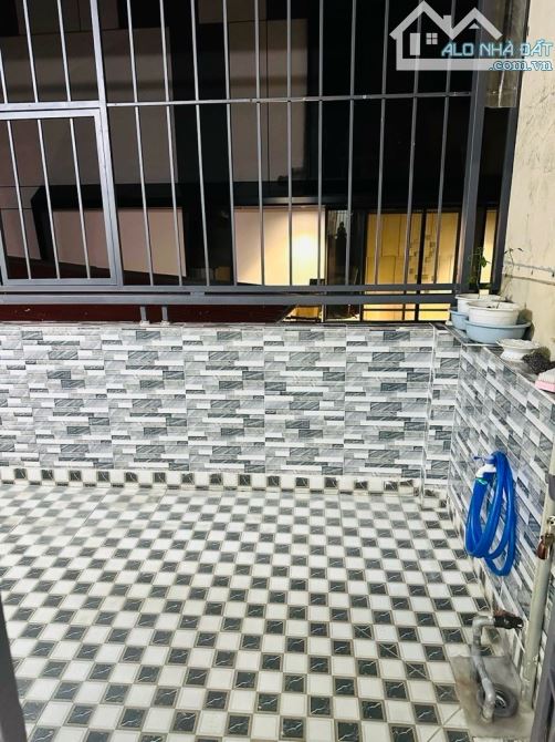 3.95 TỶ - NGUYỄN HỮU CẢNH – 3 TẦNG – NGANG 5M - TẶNG FULL NỘI THẤT - 4