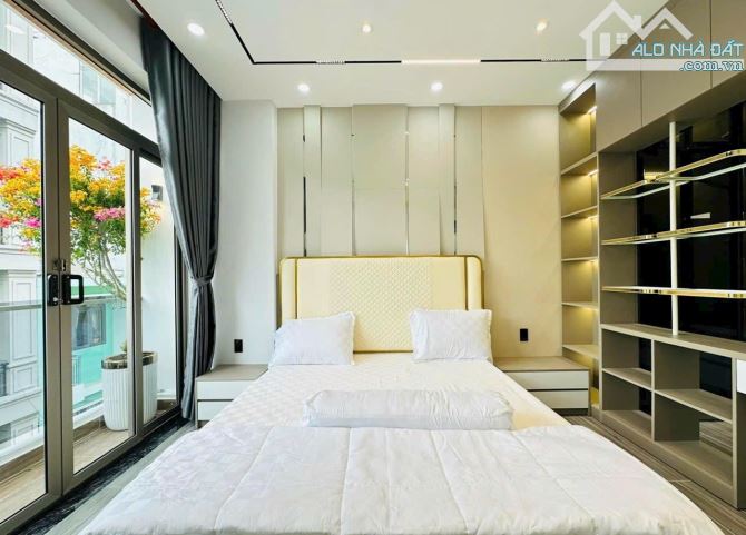 Nhà 56m2 Hoàng Bật Đạt, P15, Tân Bình. Giá 2 tỷ 930, trệt, lửng, 3 lầu. Gần chợ Tân Trụ - 5