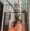 Bán nhà 5 tầng quận Thanh Xuân, 3 phòng ngủ rất gần ô tô đỗ giá 5.8 tỷ.