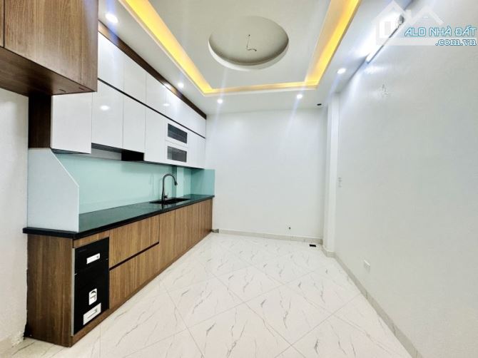 Bán Nhà Tập Thể - Ngõ Thổ Quan, Trung Phụng, Đống Đa, 70m2