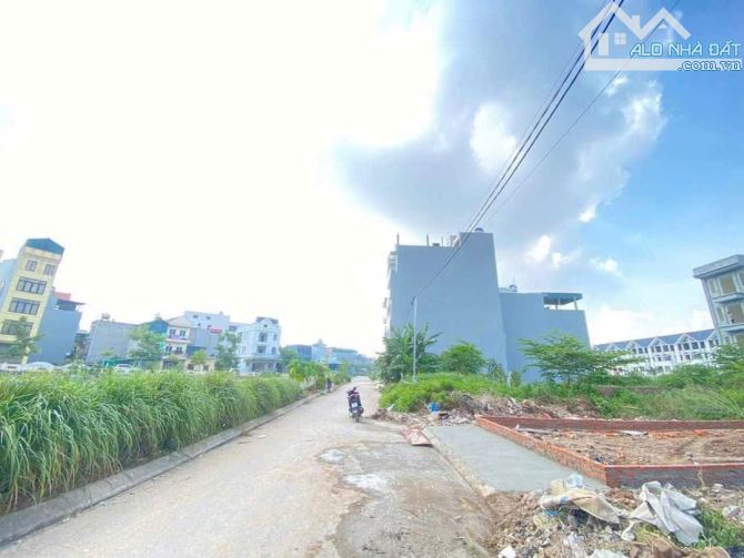 Bán nhanh 75m2 đất dịch vụ Thăng Long 9, Lai Xá, Kim Chung, Hoài Đức view hồ, thoáng đẹp