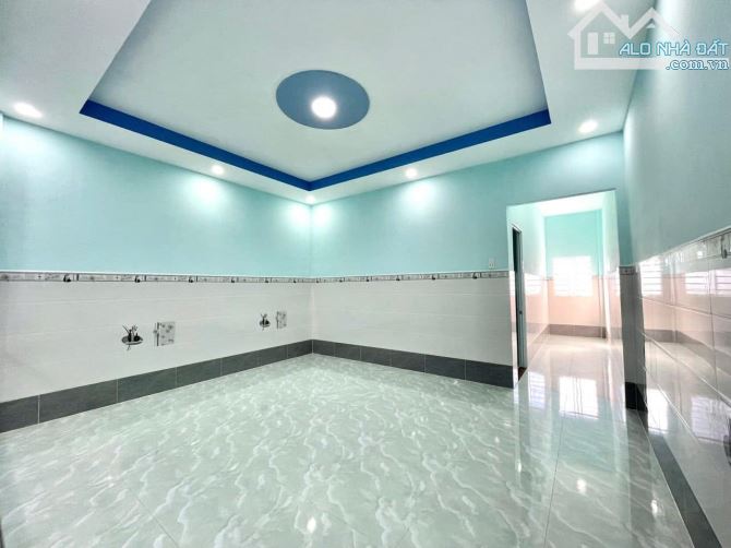 Bán căn nhà mặt tiền NGuyễn Văn Khạ 180m2 Giá chỉ 750tr