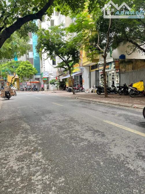 TOÀ BUILDING 7 TẦNG  VƯƠNG THỪA VŨ- 1 HẦM 6 NỔI - THANH MÁY SIÊU TỐC 181M GIÁ CHÀO 55 TỶ .