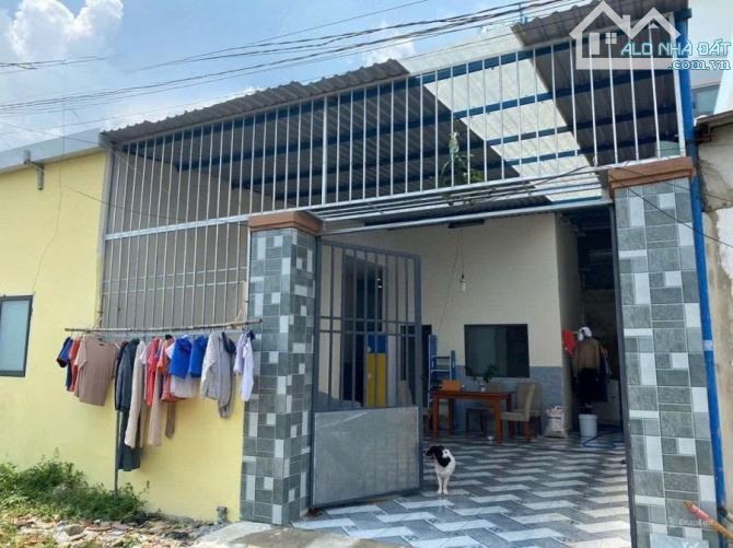 Bán nhà 100m2 Xã THỚI TAM THÔN huyện H.Môn, Đường 6m, 570tr - 1