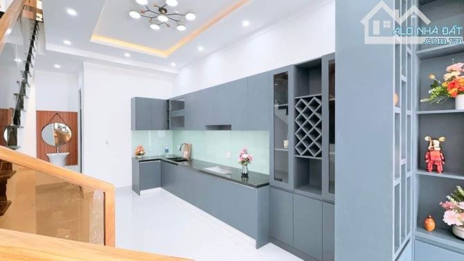 Bán nhà gấp, đang cho thuê, Đ. Gò Dưa, TP. Thủ Đức, Giá 2 Tỷ 360/ 70m2, Sổ hồng riêng. - 1