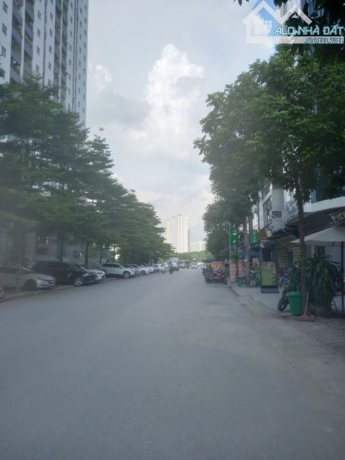 Bán nhà đất MP Trần Thái Tông, cầu giấy, diện tích 130m2, mặt tiền 7m,giá rẻ nhất cầu giấy - 2