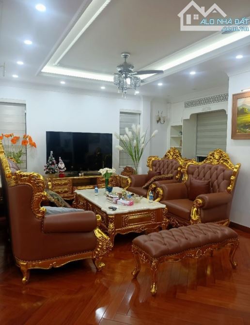 Biệt thự Vip Mỹ Đình 210m2, 4 tầng, NT đẳng cấp thượng lưu, giá 63tỷ - 2