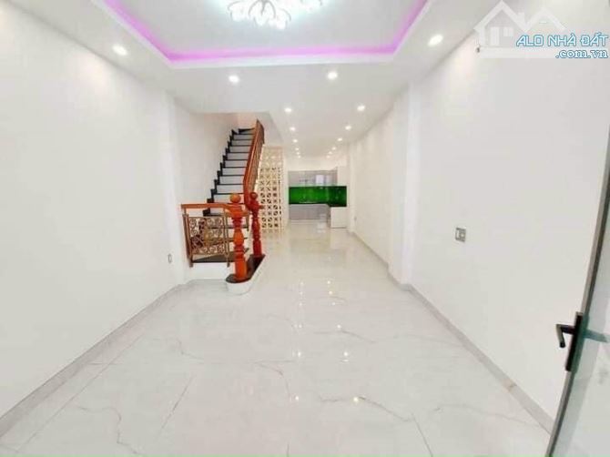 Nhà Lê Quang Định,56m2 bao sổ, khu kinh doanh sầm uất, tiện kinh doanh giá 2 tỷ 6 - 3