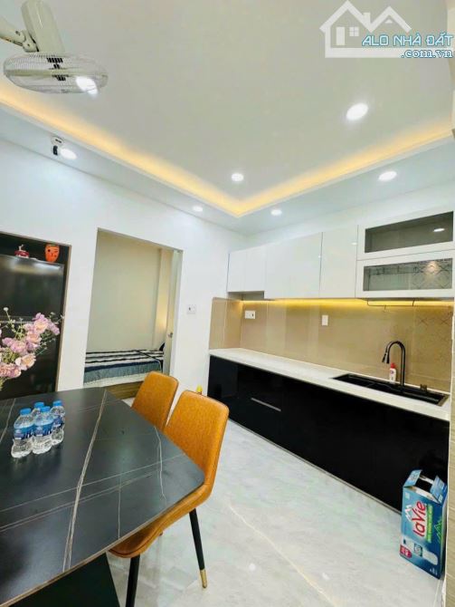 Bán Ra Nhanh Căn Đẹp Chính Chủ Đường Nguyễn Trãi P14 Q5,70m2,Giá 1 tỷ 750,Sổ Hồng Riêng - 4