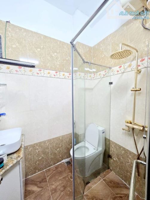 BÁN NHÀ KIM NGƯU - 50M2, 4 TẦNG, MT 6.5M - NGÕ THÔNG, 10M RA OTO TRÁNH, LÔ GÓC, GIÁ TỐT. - 5