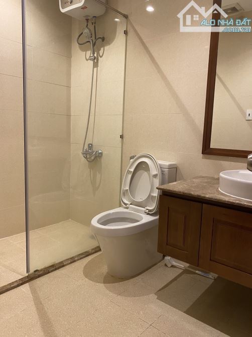 Chung cư Cantavil Hoàn Cầu, p22, Bình Thạnh: Rộng 120m2-3p ngủ-2wc, Nội thất full, 30tr - 8