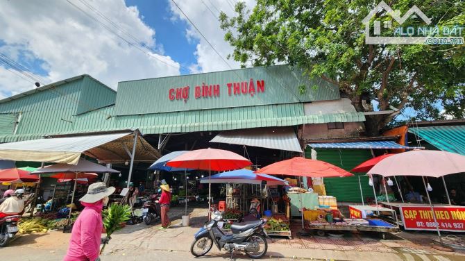 Bán đất đang cho thuê 30 triệu,300m2 10Ty5 MT chợ Bình Thuận, KDC Thuận Giao, p.Thuận Giao - 9