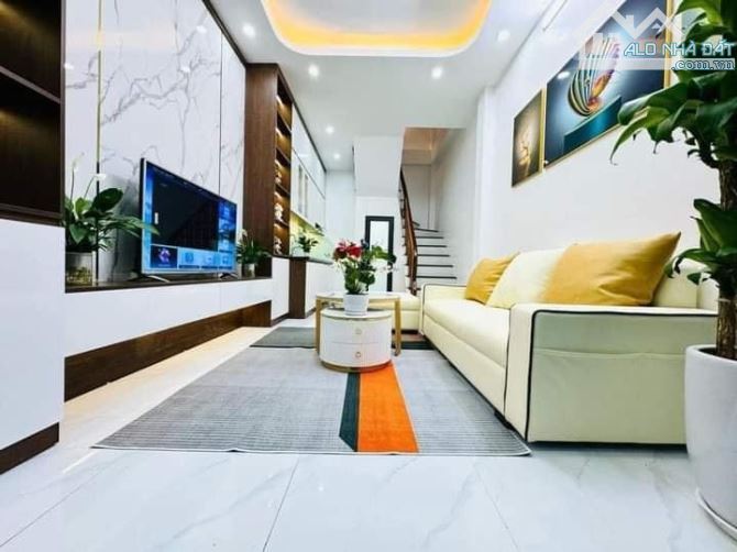 Siêu phẩm Hoành Công Kiến Hưng Hà Đông 60m 5 tầng Phân Lô Ô Tránh KD Đỉnh giá Nhỉnh 16 tỷ