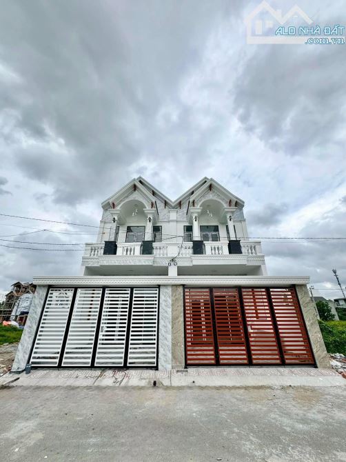 CHỦ GỬI BÁN NHÀ 1 TRỆT 1 LẦU ( HOÀN CÔNG ) TẠI KDC P. HÓA AN - BIÊN HÒA. GIÁ 3 TỶ 800