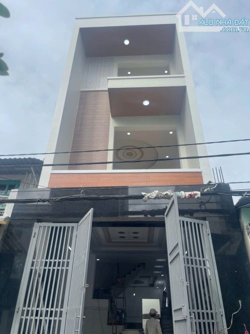 Bán nhà đường Bùi tư toàn diện tích 4 x 18 giá 5,5 tỷ thương lượng