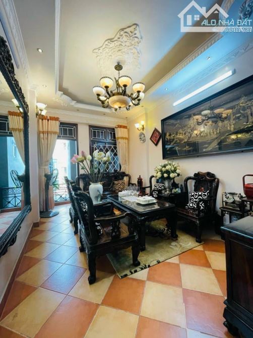 Bán Nhà 45m², 4 Tầng, Trần Quý Cáp, Phường 11 – 4 Phòng Ngủ, Chỉ 4.05 Tỷ