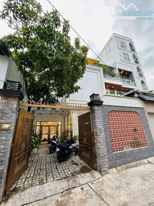 Biệt thự vườn 4 tầng 7,5x17 N.T.Thập Q_.7 - 16.ty
