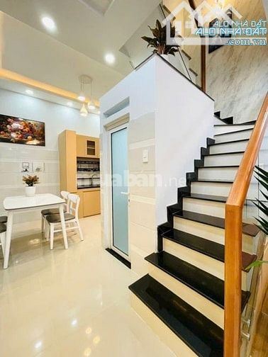 Giảm 300tr nhà Nguyễn Kiệm - Phú Nhuận. 60m2/giá 2tỷ358, khu vực kinh - 1