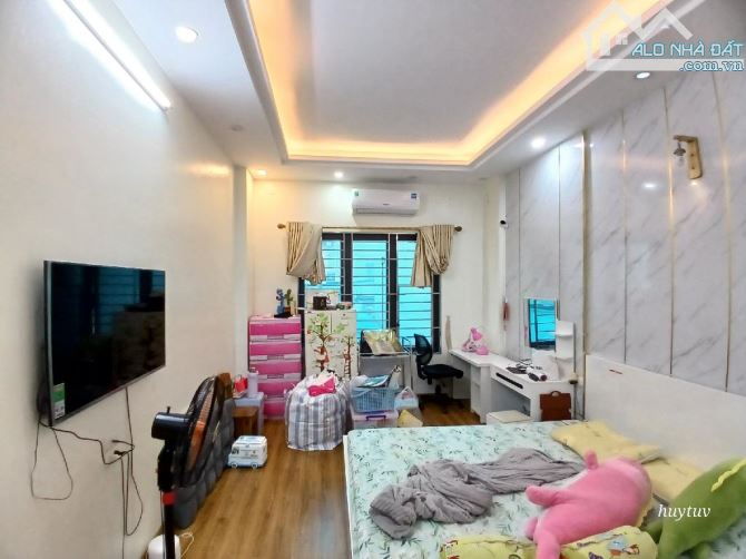 BÁN NHÀ LÊ QUANG ĐẠO 40M2 5T LO GÓC 30M RA OTO HIẾM ĐẸP NHỈNH 6TỶ - 2