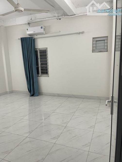 Cho thuê nhà trên đường Nguyễn Huy Tưởng, Thanh Xuân, dt 70m2 x 7t, thang máy, giá 45 tr - 3
