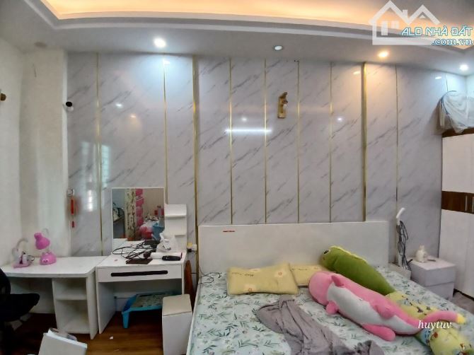 BÁN NHÀ LÊ QUANG ĐẠO 40M2 5T LO GÓC 30M RA OTO HIẾM ĐẸP NHỈNH 6TỶ - 4