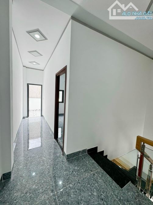 CHỦ GỬI BÁN NHÀ 1 TRỆT 1 LẦU ( HOÀN CÔNG ) TẠI KDC P. HÓA AN - BIÊN HÒA. GIÁ 3 TỶ 800 - 9
