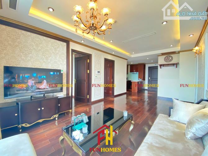 Cho thuê HC Golden Bồ Đề 3PN full đồ giá 16tr/th