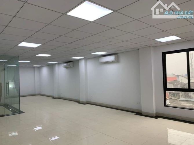 Bán nhà mặt phố Kim Mã 101m2 6 tầng MT 6m - vỉa hè rộng chỉ 55 tỷ