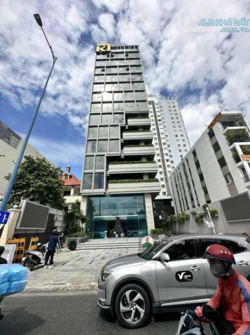 Bán tòa building mặt tiền-499A Phạm Văn Bạch, Q. TB (12x27m, Hầm 8 tầng) HĐT: 400 triệu